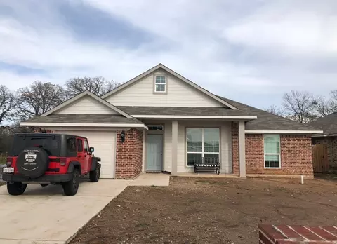 110 Tomahawk, Lacy Lakeview, TX 76705
