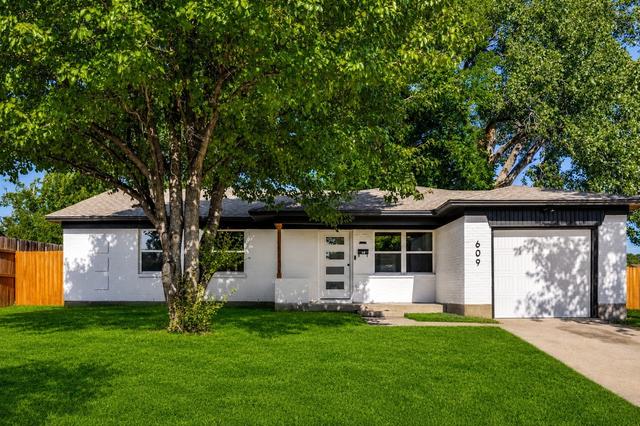 609 Warren Dr, Garland, TX 75042