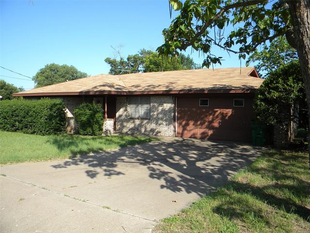 1450 W Ash St, Stephenville, TX 76401