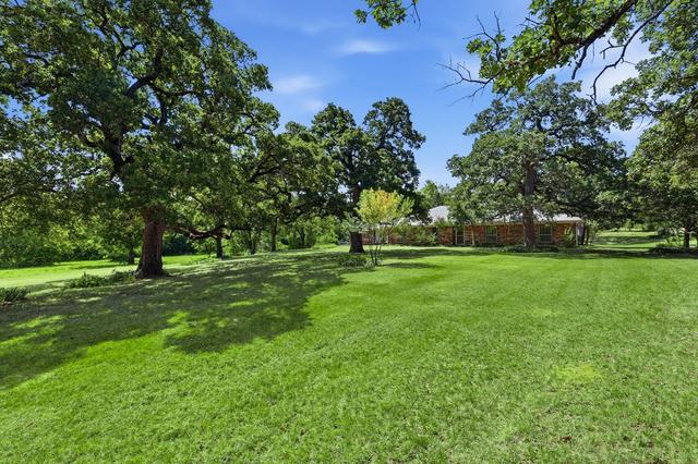 101 Colonial Pkwy, Burleson, TX 76028
