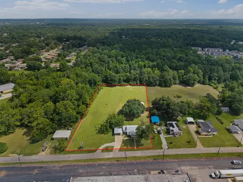 117 Moore Dr, Palestine, TX 75801