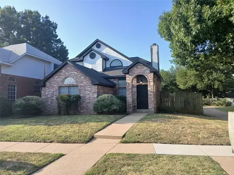 4305 Sierra Dr, Grand Prairie, TX 75052