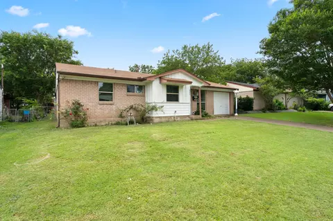 546 Sun Valley Dr, Duncanville, TX 75116