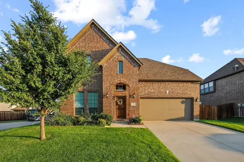 223 Thompson Dr, Van Alstyne, TX 75495