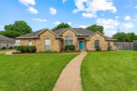 490 Dal Paso Dr, Robinson, TX 76706