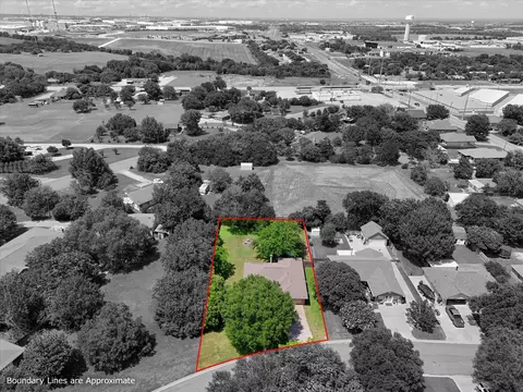 View/Area - 316 E Chapman Rd, Hewitt, TX 76643 photo 4 of 4