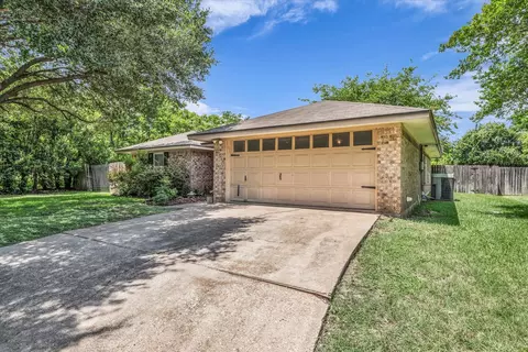 Exterior - 316 E Chapman Rd, Hewitt, TX 76643 photo 2 of 8