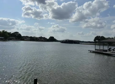 1408 Island Village Ct, Granbury, TX 76048