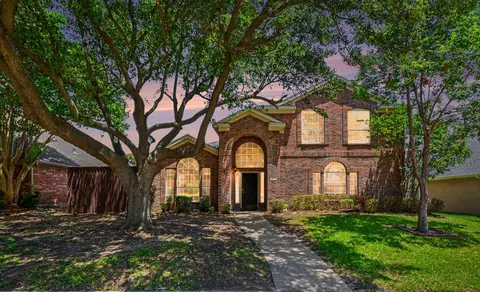 2221 Pittner Ln, Plano, TX 75025