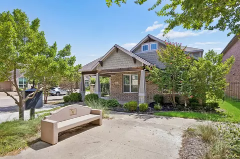 4016 Red Lynx Ln, Arlington, TX 76005