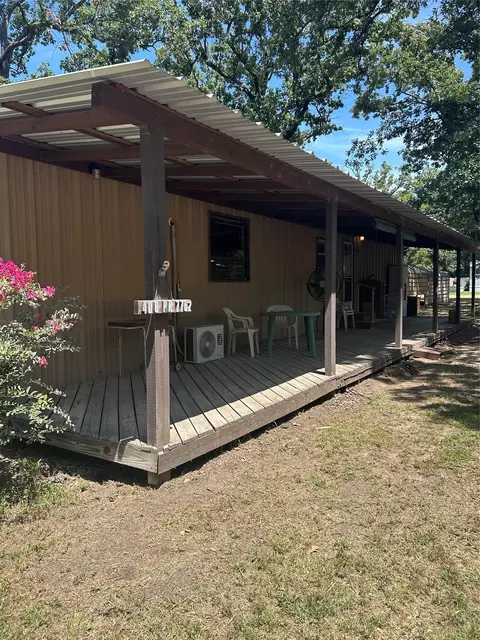 408 Private Road 7702, Emory, TX 75440