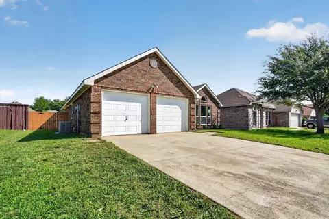 707 Fairview Ave, Seagoville, TX 75159