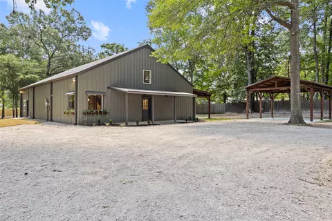 330 Forest Hills Dr, Hallsville, TX 75650