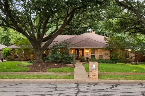3509 Lake Champlain Dr, Arlington, TX 76016