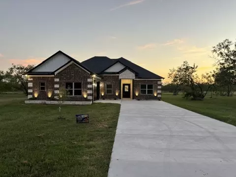 556 Palmito Ranch Rd, Corsicana, TX 75110
