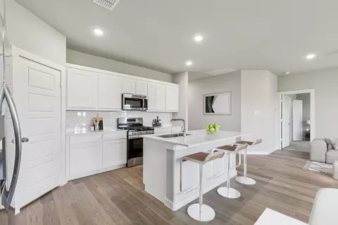 Kitchen - 885 Rockcloud Dr, Haslet, TX 76052 photo 1 of 3