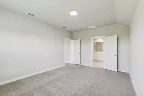 Bedroom - 885 Rockcloud Dr, Haslet, TX 76052 photo 3 of 8
