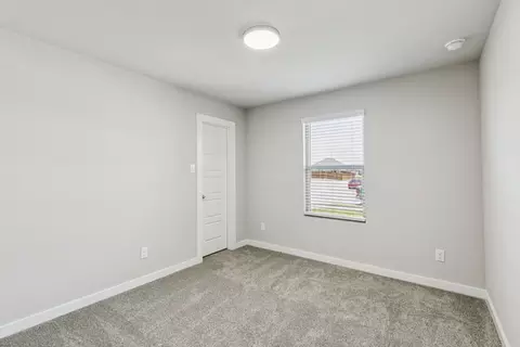 Bedroom - 885 Rockcloud Dr, Haslet, TX 76052 photo 6 of 8