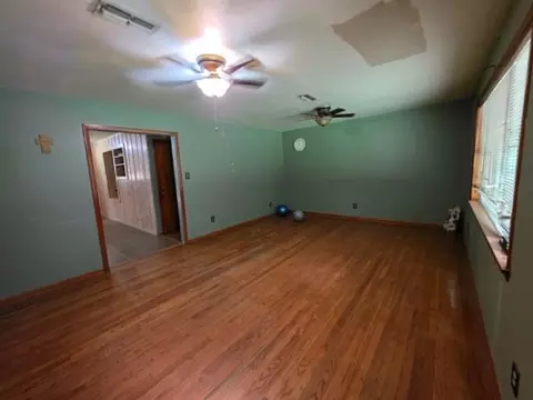 Living - 4514 W Loop 281, Longview, TX 75604 photo 2 of 4