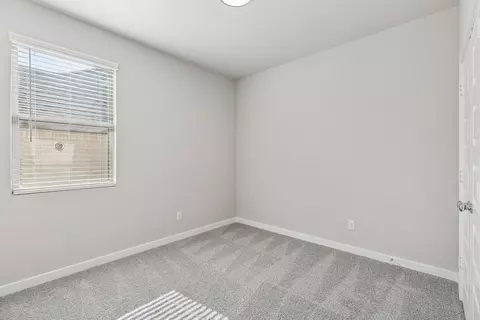 Bedroom - 829 Rockcloud Dr, Haslet, TX 76052 photo 8 of 11