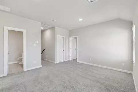 Bedroom - 829 Rockcloud Dr, Haslet, TX 76052 photo 6 of 11