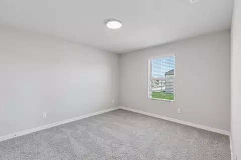 Bedroom - 829 Rockcloud Dr, Haslet, TX 76052 photo 9 of 11