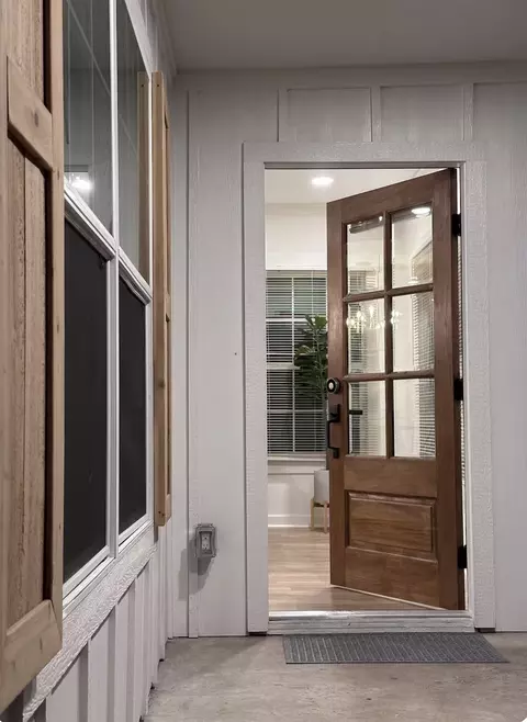 Entry Way - 2008 Windsor Ave, Waco, TX 76708 photo 1 of 3