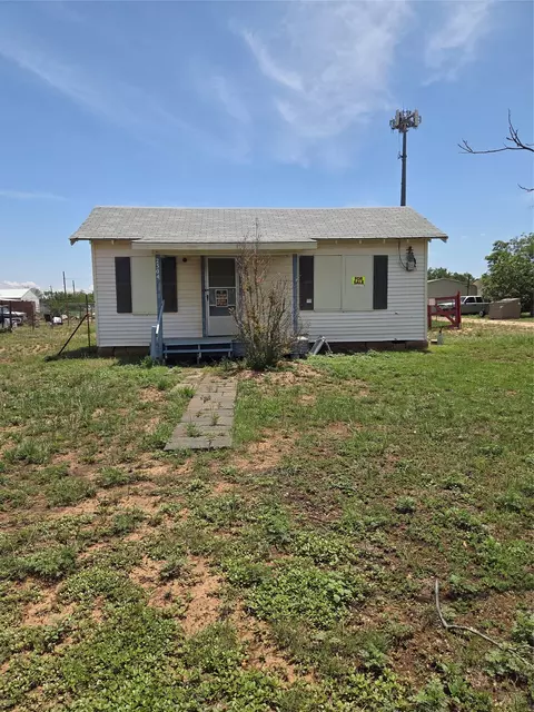 2304 Avenue I, Snyder, TX 79549