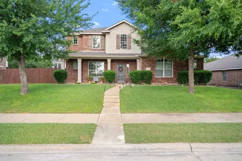 804 Montrose Trl, Desoto, TX 75115