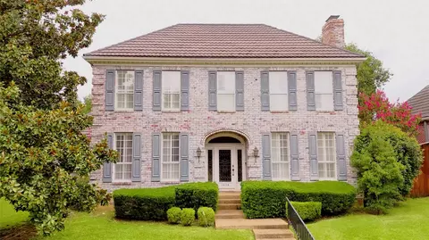1608 Crockett Cir, Irving, TX 75038