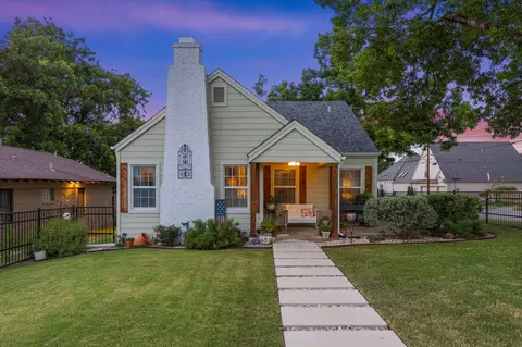 3800 W 6th St, Fort Worth, TX 76107