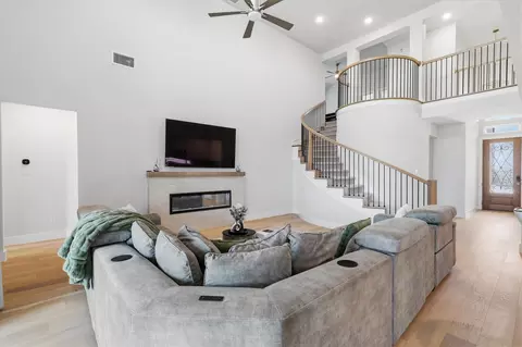 1824 Valencia Dr, Little Elm, TX 75068