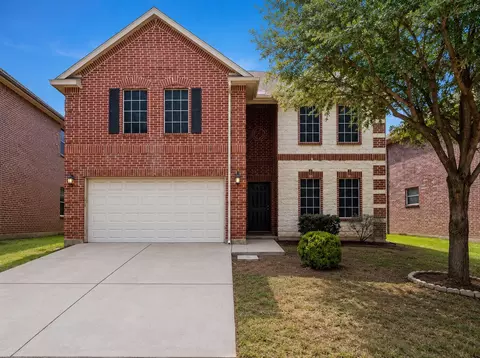 4709 Dogwood Dr, Denton, TX 76208