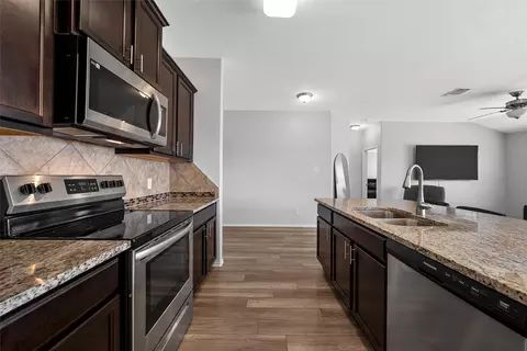 Kitchen - 3000 Skinner Dr, Lorena, TX 76655 photo 1 of 1