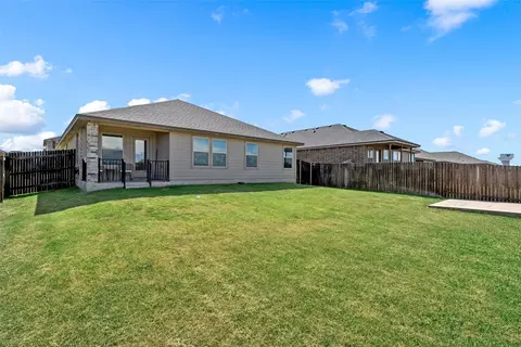 Exterior - 3000 Skinner Dr, Lorena, TX 76655 photo 2 of 2