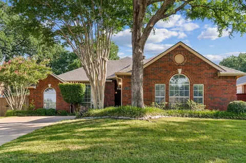 700 Tealwood Ln, Flower Mound, TX 75028