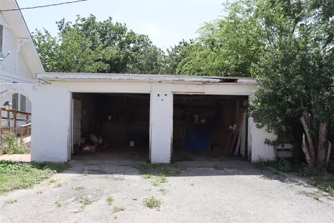 300 E Grand Ave, Comanche, TX 76442 photo 36