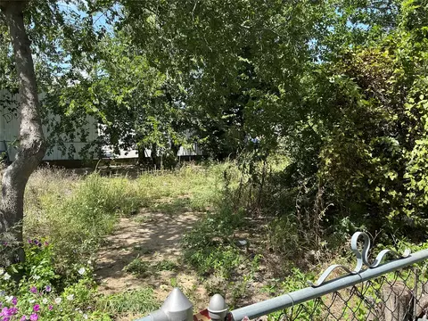 300 E Grand Ave, Comanche, TX 76442 photo 32