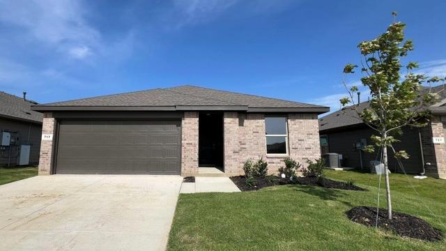 717 Wildrye Ln, Ponder, TX 76259