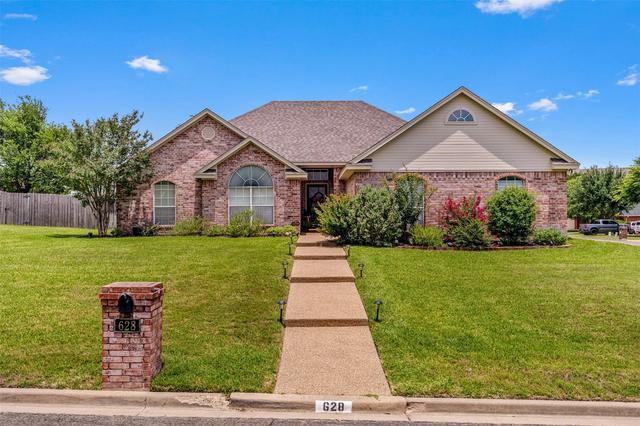 628 Willow Creek Dr, Hewitt, TX 76643