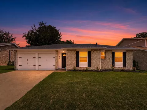 1405 Rambler Rd, Arlington, TX 76014