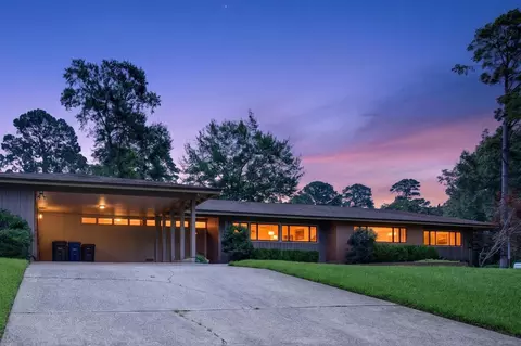 4847 Camellia Ln, Shreveport, LA 71106