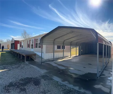 745 County Road 1895, Yantis, TX 75497