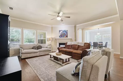 3505 Mustang Dr, Denton, TX 76210