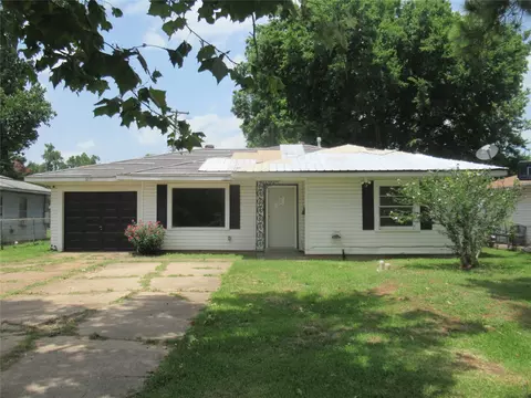 3237 Murphy St, Bossier City, LA 71112
