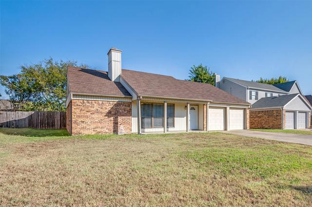 2630 Remmington Dr, Grand Prairie, TX 75052