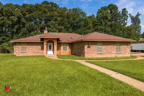 3002 Long Pines Dr, Shreveport, LA 71119