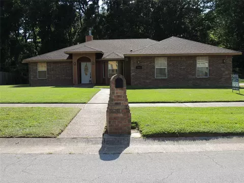 3002 Long Pines Dr, Shreveport, LA 71119