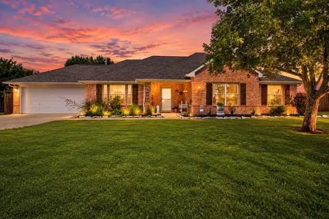 2912 Thousand Oaks Dr, Anna, TX 75409
