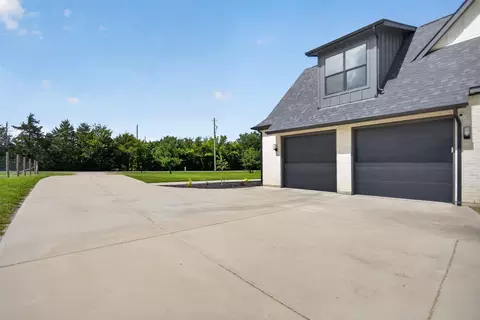 Exterior - 4640 County Road 1040, Celeste, TX 75423 photo 6 of 7